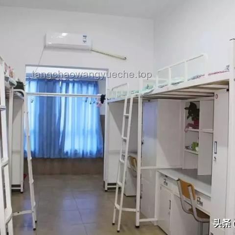 27岁班主任首秀送考，教育新生力量崛起